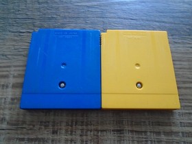 Nintendo GBC CGB-001 AP w/ Pokemon Blue & Yellow games, game boy color USA