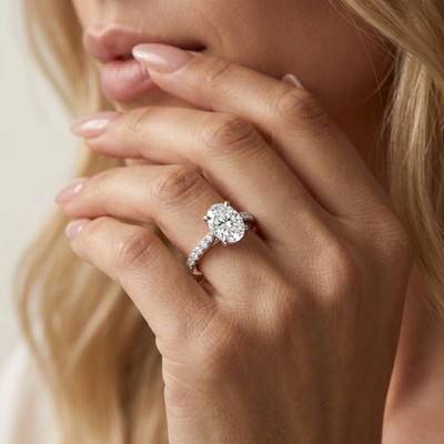 1.54ct Trellis Cathedral Oval IGI VVS2 D Lab-Created Diamond Engagement Ring 14K