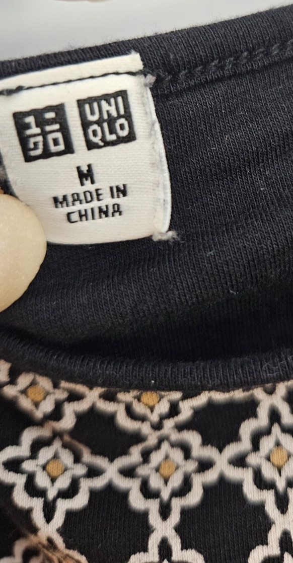 Uniqlo Women's  Bra Dress Black with pattern fit & flare short sleeves Sz M thumbnail 2