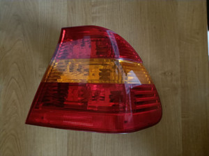 Rückleuchte Rücklicht rechts BMW 3er E46 Facelift Limousine Bj.01-04 6907934