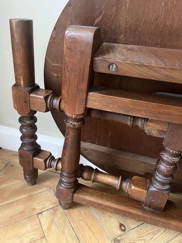 French Vintage Folding Gateleg Coffee/ Side Table - Picture 10 of 13