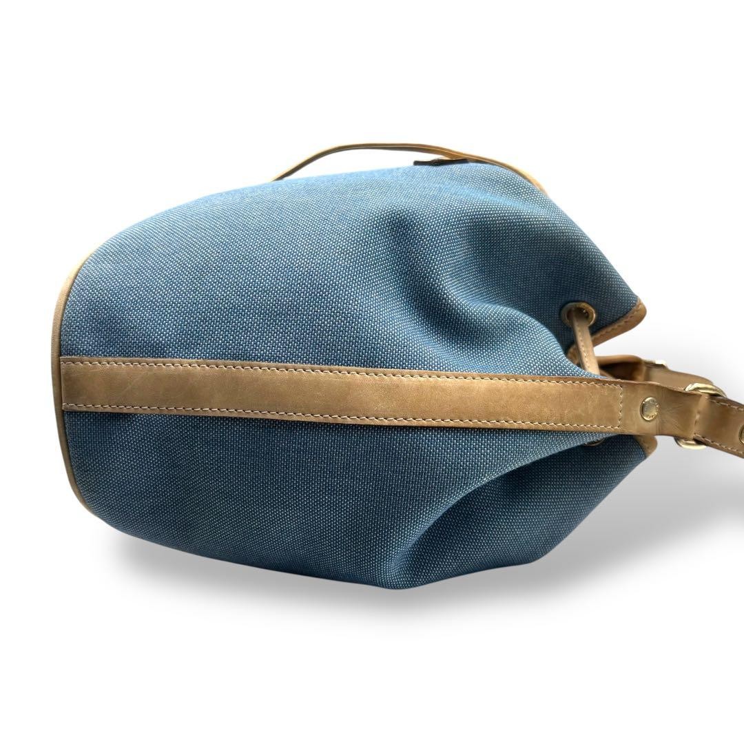 Beautiful Condition Longchamp Drawstring Shoulder… - image 8