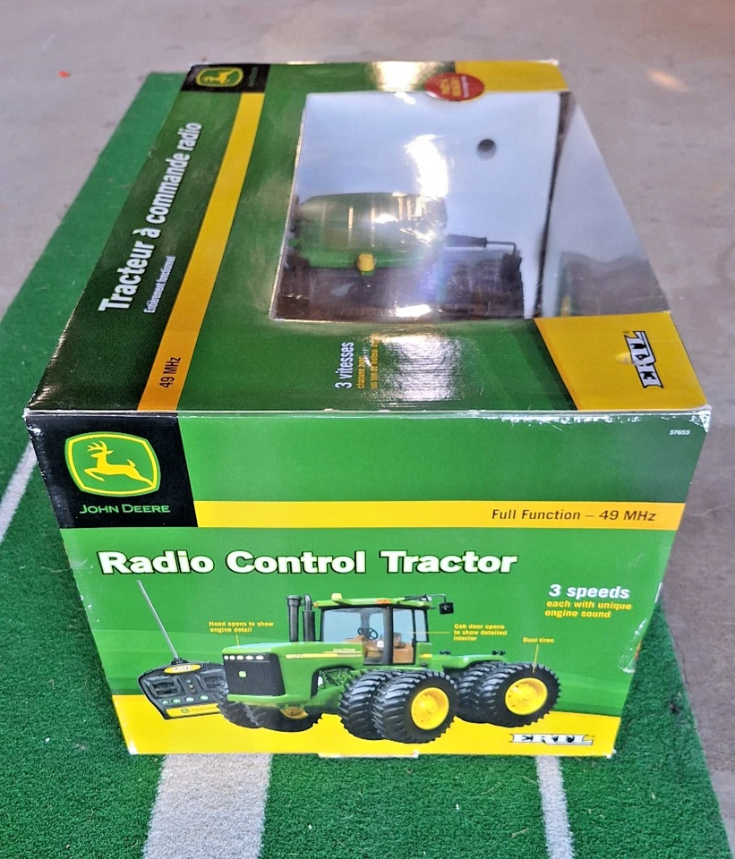 Ertl John Deere 9420 Radio Control RC 4X4 Tractor w/Lights & Sound 2009 - Image 4 of 4
