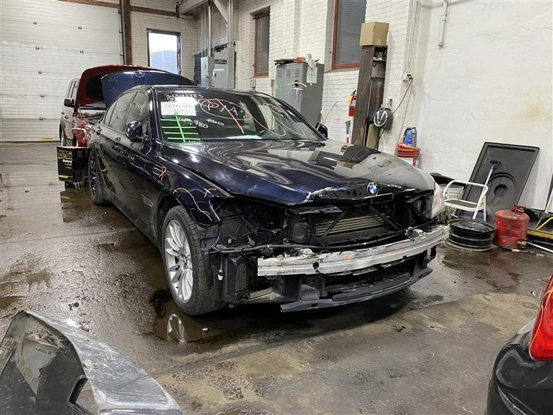 FUEL PUMP 740i 740il 750 HYBRID 750i 750il Active 7 Alpina B7 09-15 1122058 Foto 4 de 4