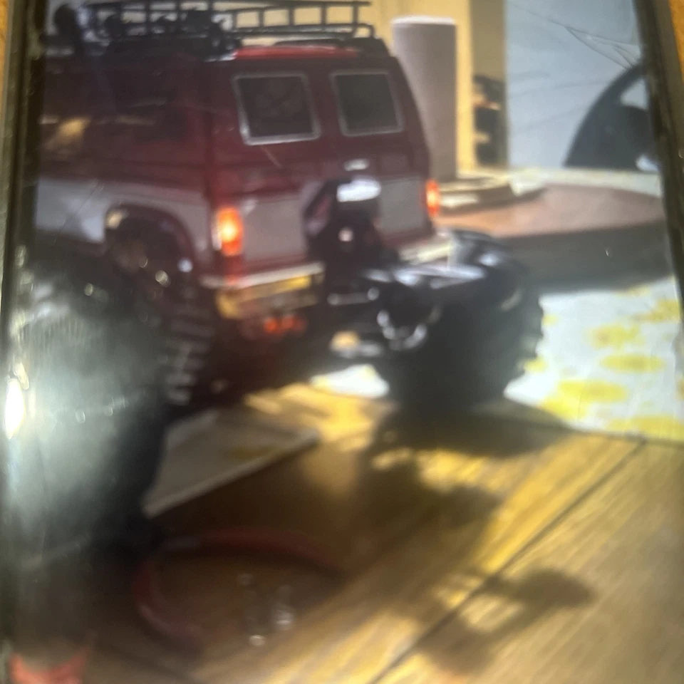 Kyosho Mad Van Prepainted Body Set Candy Red FAB503-BD02 RC Ford - Image 3 of 4