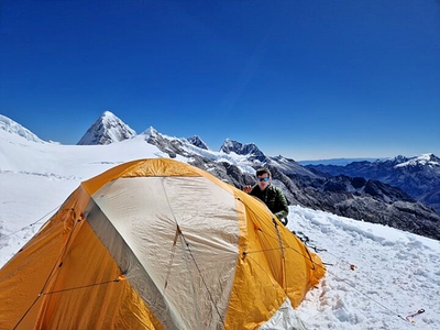 The North Face Summit Series VE 25 3-Person Tent - Summit Gold