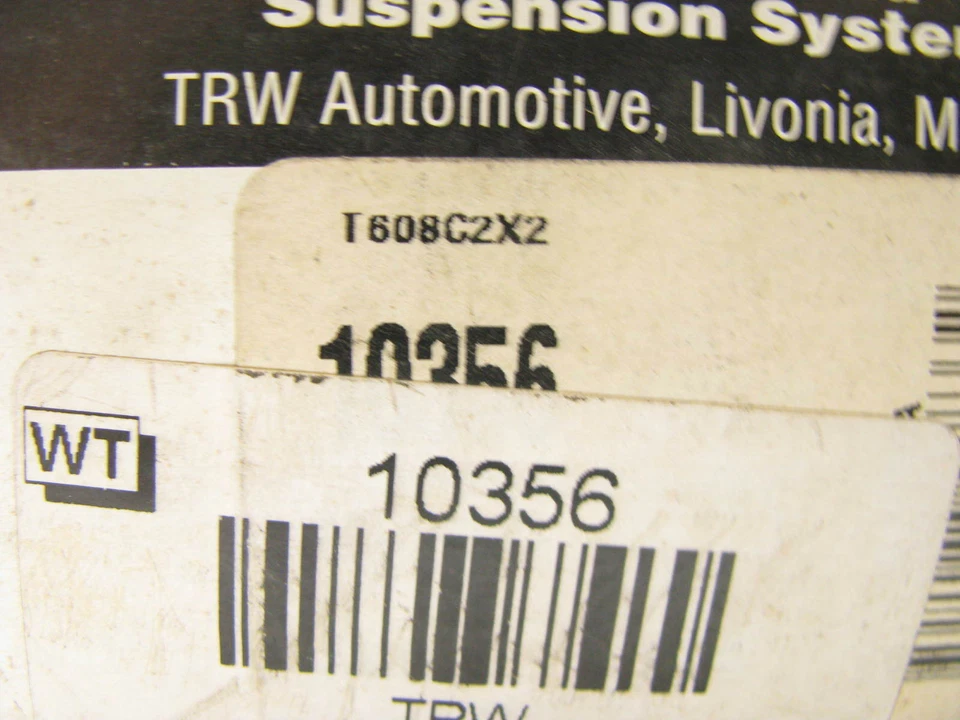 Junta esférica inferior dianteira TRW 10356 para 1981 Datsun 810 1982-84 Maxima 84-88 200SX - Imagem 3 de 3