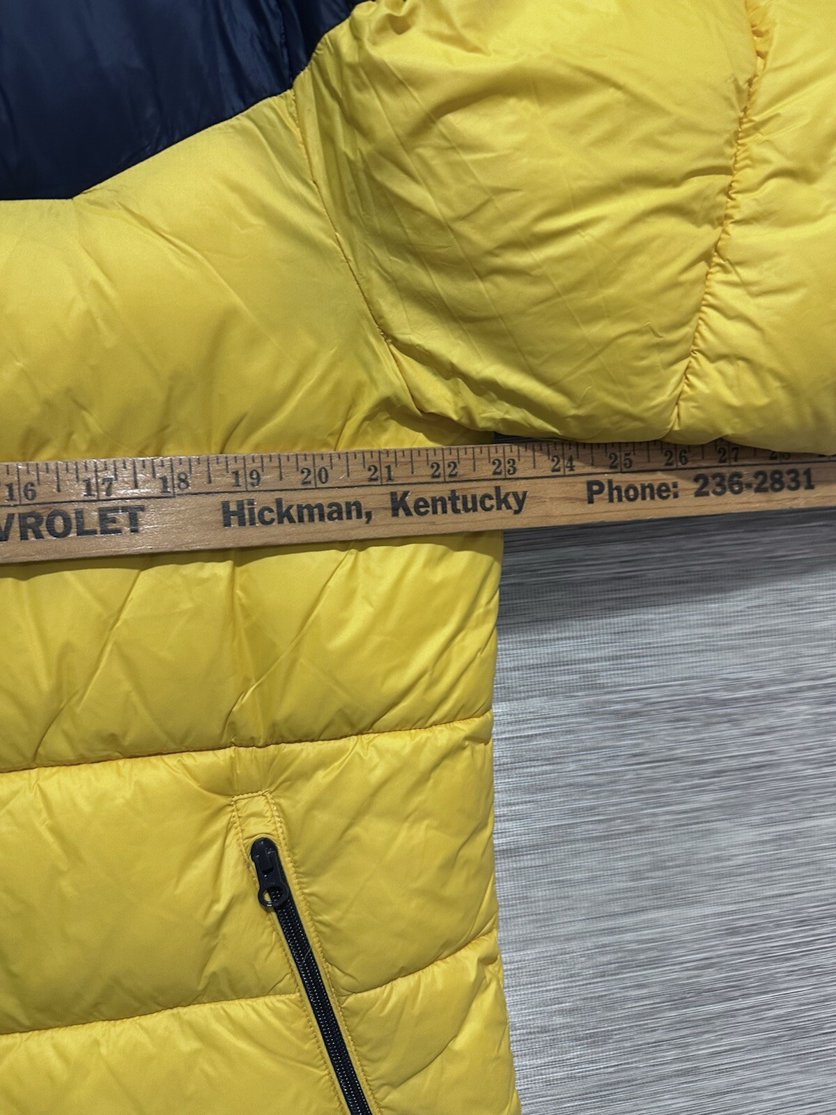 Pull and Bear Men Large Puffer Jacket Yellow Black image 4