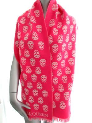 Alexander McQueen Reversible Wool Scarf in Fushia Pink NEW WITH