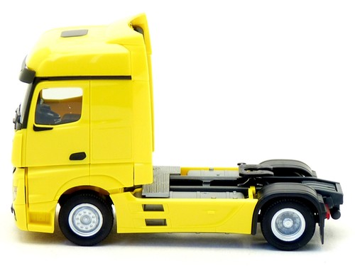 Herpa - MB Mercedes Benz Actros Sattel Zugmaschine SZM zur Auswahl 1:87 H0 - Picture 4 of 28