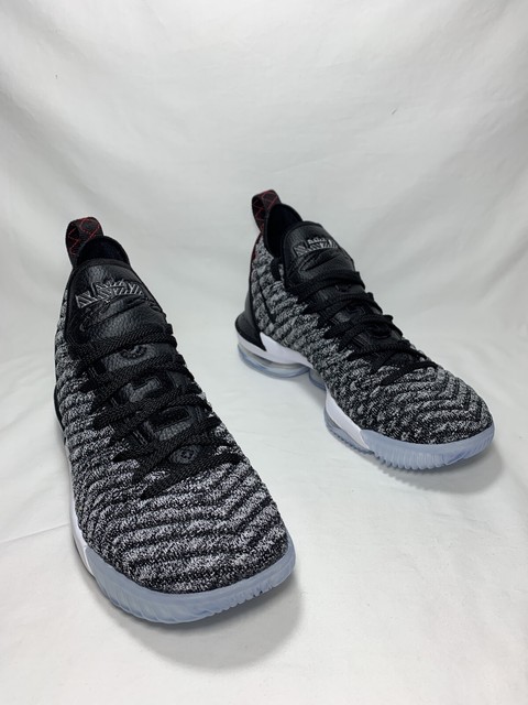 oreo lebron 16