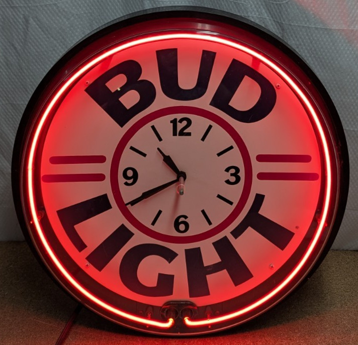 Vintage BUD LIGHT Budweiser Neon 19.5" Lighted Wall Clock Beer Bar Sign Rare