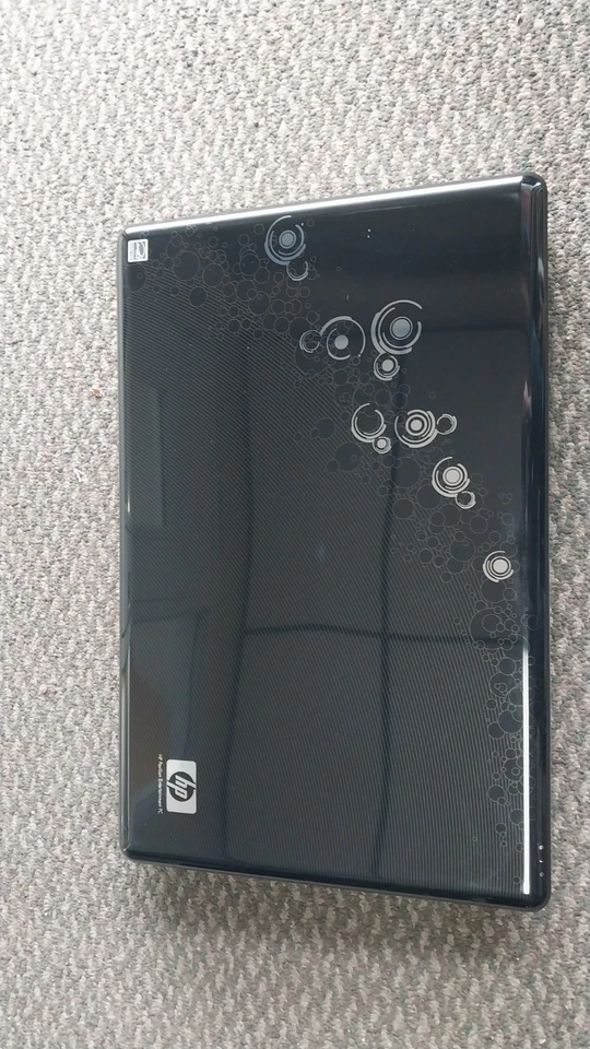 HP Pavilion dv7 17" Turion II Dual-Core M620 4GB 120GB SSD Win 10 PROBLEMA BATERÍA Foto 3 de 4