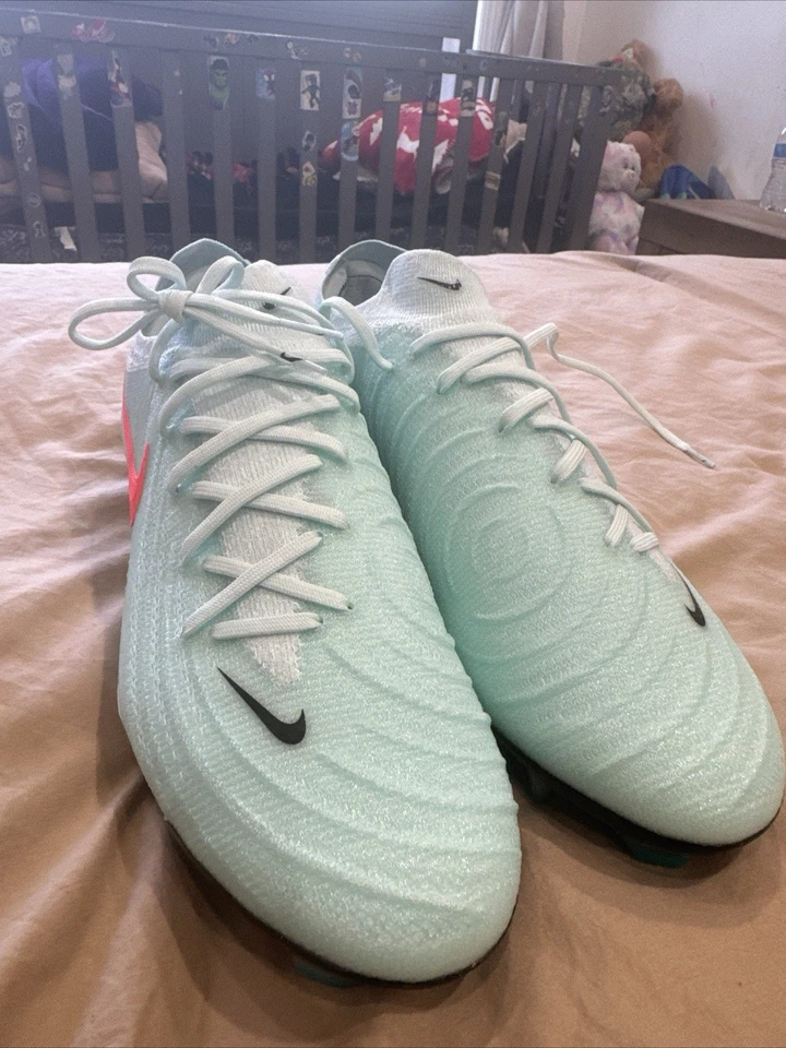 Phantom GX II Elite FG Mad Ready Pack Size 9.5 Brand New Never Worn No Box - Image 2 of 4