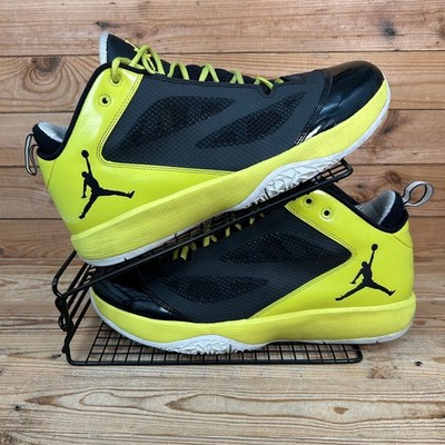 Nike Turnschuhe Herren Gr. UK 11 Air Jordan 2011 Q Flight schwarz Hi Voltage Basketball
