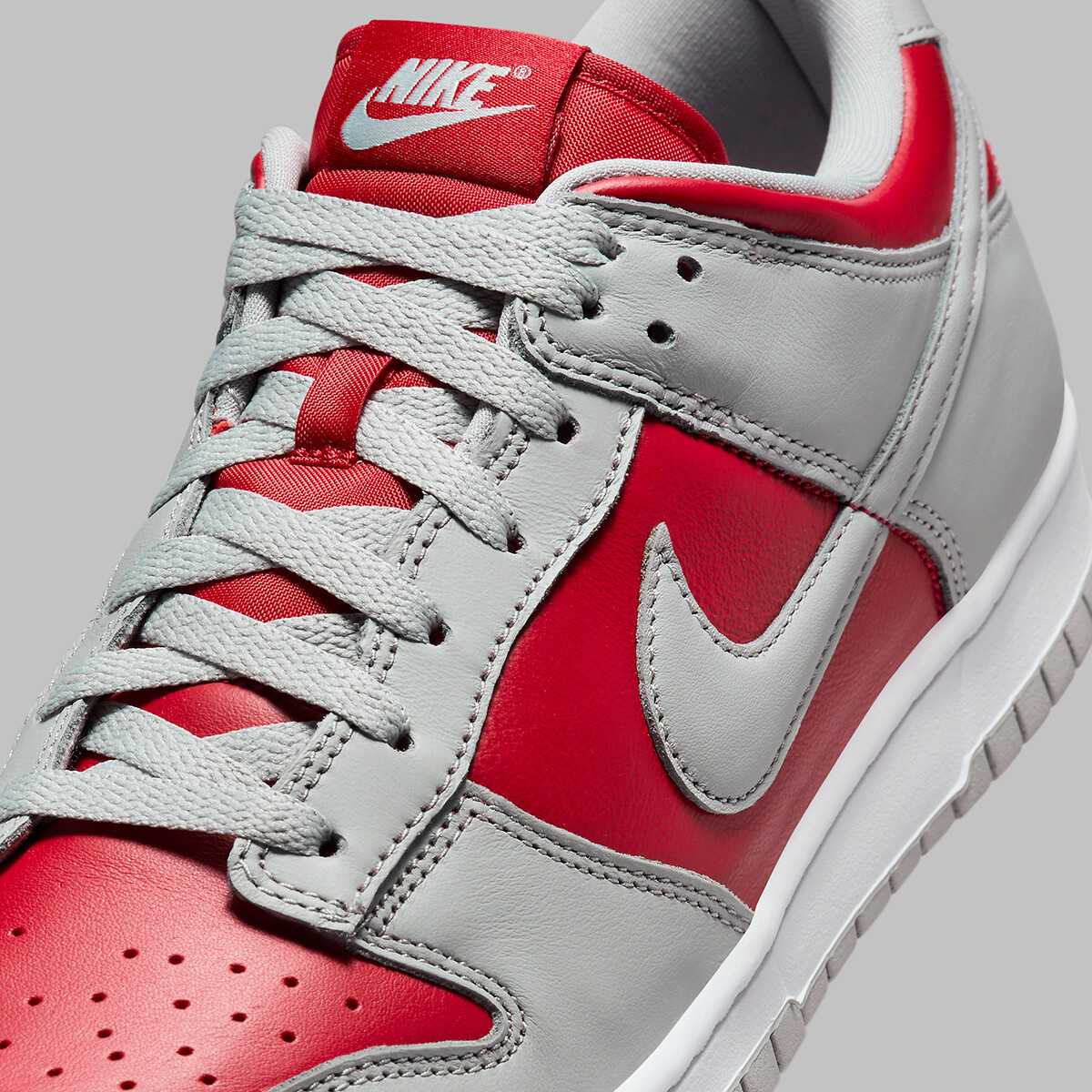 Nike Dunk Low QS co.jp Reverse Ultraman Varsity Red Silver Nike Dunk Low QS co.jp Reverse Ultraman Varsity Red Silver