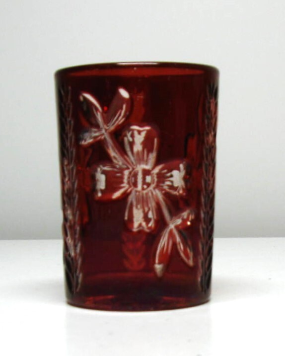 EAPG ***  RUBY STAINED = ART NAVO TUMBLER  = 1890'S ERA