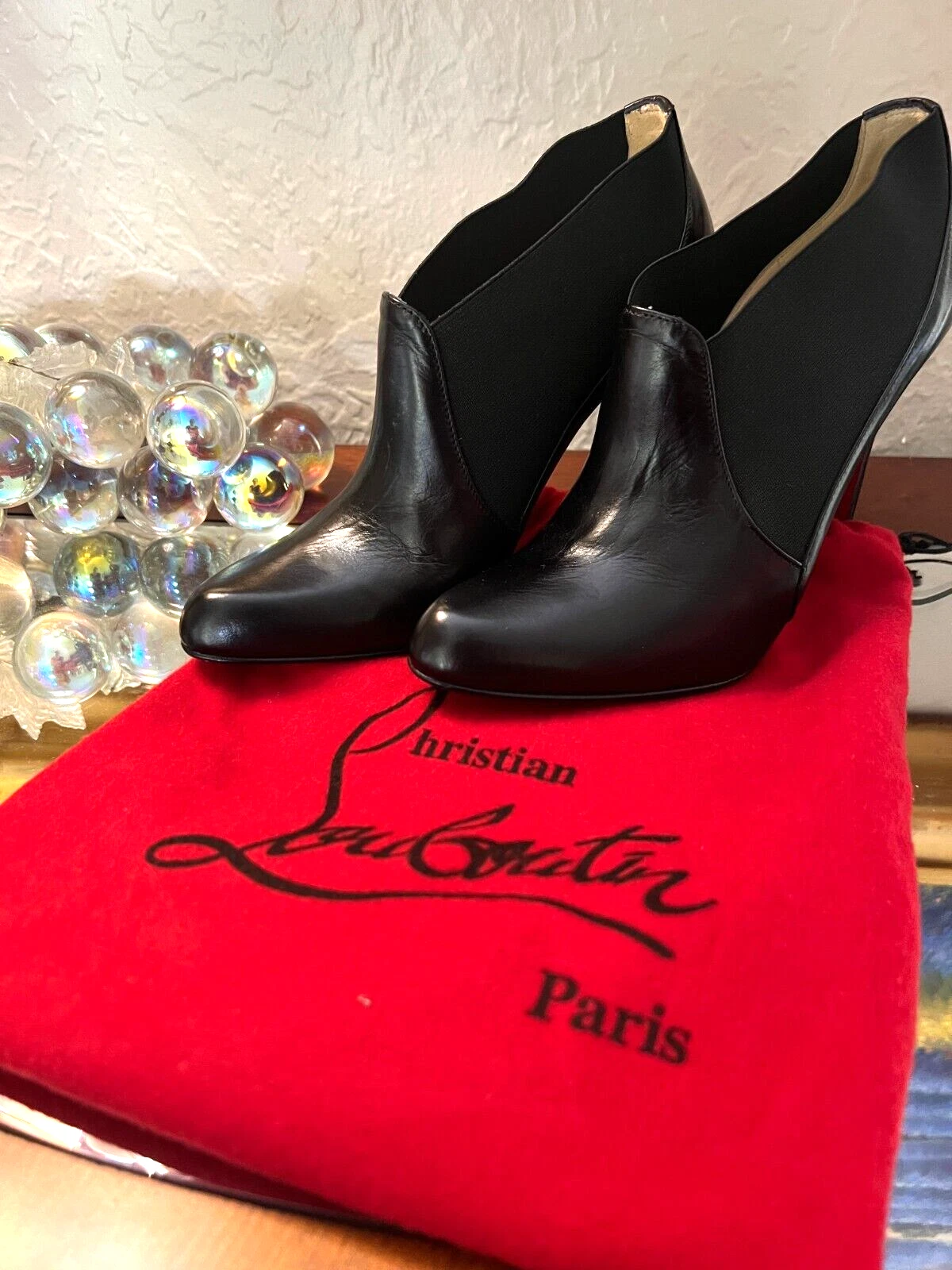 Christian Louboutin — CHRISTIAN LOUBOUTIN Red Sole Chelsea Ankle Boots Black 37.5 US 6.5