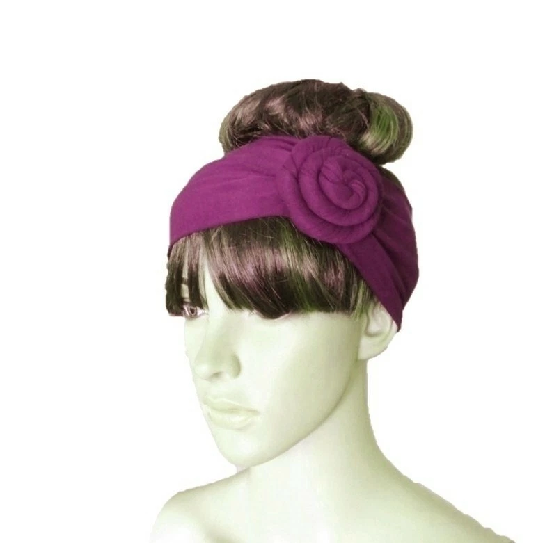 Diadema magenta oscuro. Envoltura de cabeza de flor. Diadema elástica. Pieza de cabeza. Envoltura para el cabello Foto 2 de 2