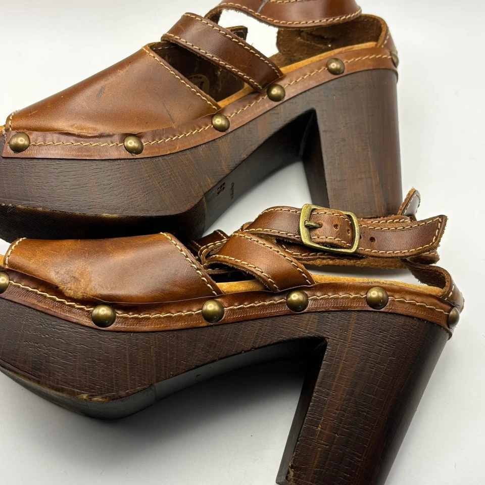 Sbicca Brown Leather Platform Clog Sandals Studded Wood Heel Boho Retro Size 39 - Image 4 of 4