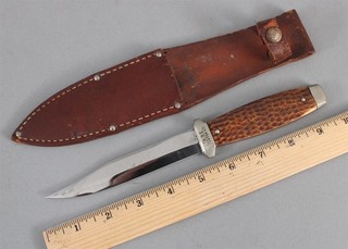 Early Antique WWII CASE Tested XX Carved Stag Handle Hunter Fighting Knife