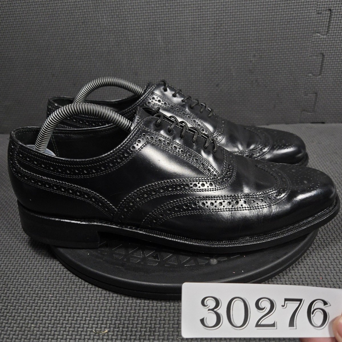Florsheim Imperial Shoes Mens Size 9.5 Black Leather Wingtip  display picture 1