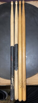 2 Pair 5B Zildjian DRUM STICKS 1 Super 5B 1 Black Dip Hickory Wood Tips G/VG USA