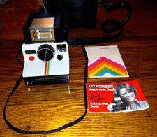 Polaroid OneStep SX-70 Camera with case and ITT Magic flash