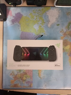 Razer Kishi V2 Universal-Gaming-Controller für iPhone (RZ06-04190100-R3M1)