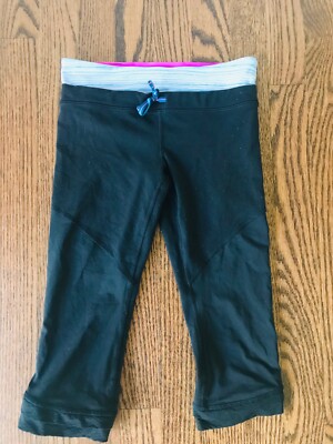 Ivivva by Lululemon Girl's Black/Blue Athletic Capri Legging
