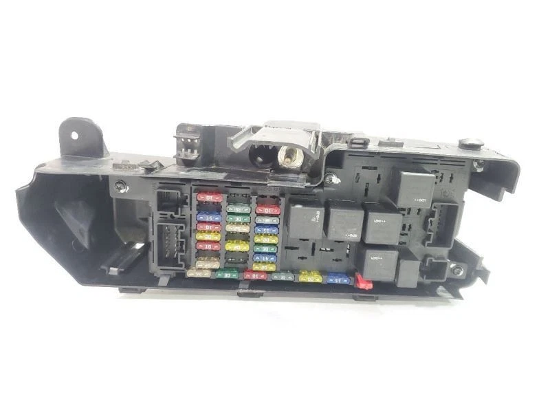 2005 Volvo XC90 OEM Fuse Box Engine Central Module 9494210 - Image 3 of 4