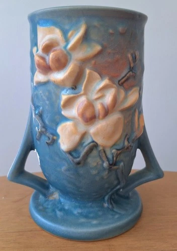 Roseville Art Pottery Blue Magnolia Flower Double Handle 6"H Vase 87-6