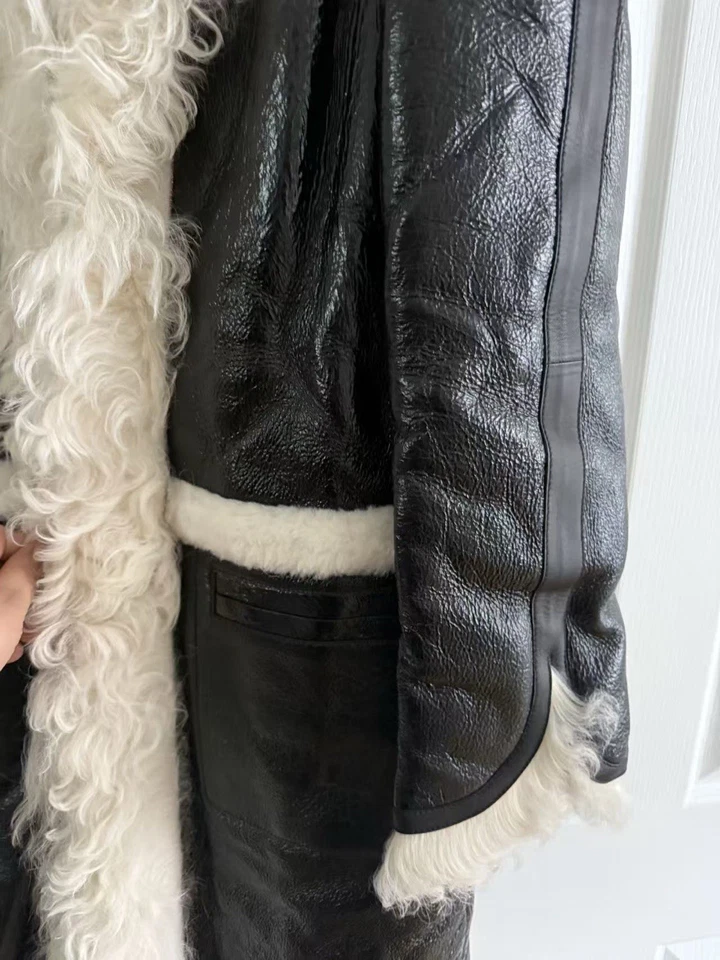 €5000 Louis Vuitton New With Tag Shearling Lambskin Coat Size 40 UK 10 12 US 6 - Image 2 of 4