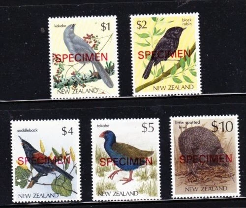 Álbum Tesoros Nueva Zelanda 1989 aves en peligro de extinción folleto de muestras 5 estampillas MNH Foto 2 de 2
