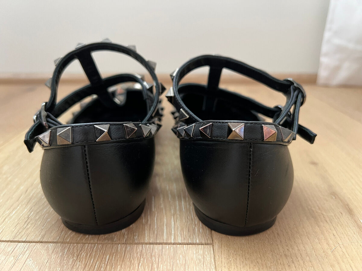 Valentino Garavani Rockstuds Black Caged Leather Ballerina Valentino Garavani Rockstuds Black Caged Leather Ballerina
