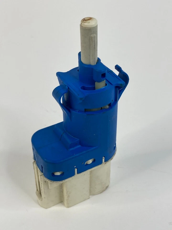 Interruptor de control de luz de freno Ford Flex 2009-2019 3M5T-9C872-AC OEM Foto 2 de 4