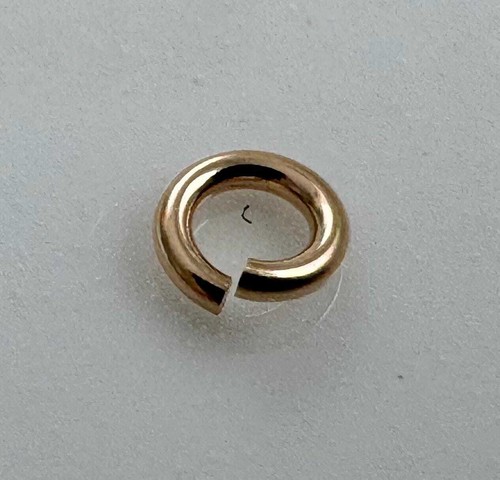 25 piezas - Anillos de salto abiertos calibre 22 de 3 mm rellenos de oro amarillo 14K (P2192) - Imagen 5 de 5
