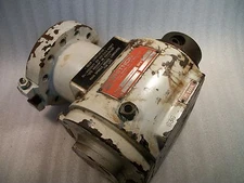 Whitnon Vertical or Right Angle Head Attachment for a Milling Machine