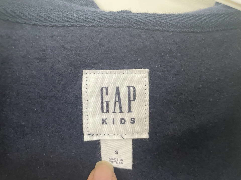 Gap Niño Niño Niña Logo Bordado Azul Sólido Acogedor Polar Cremallera Completa Sudadera con Capucha Azul Marino S Foto 2 de 4