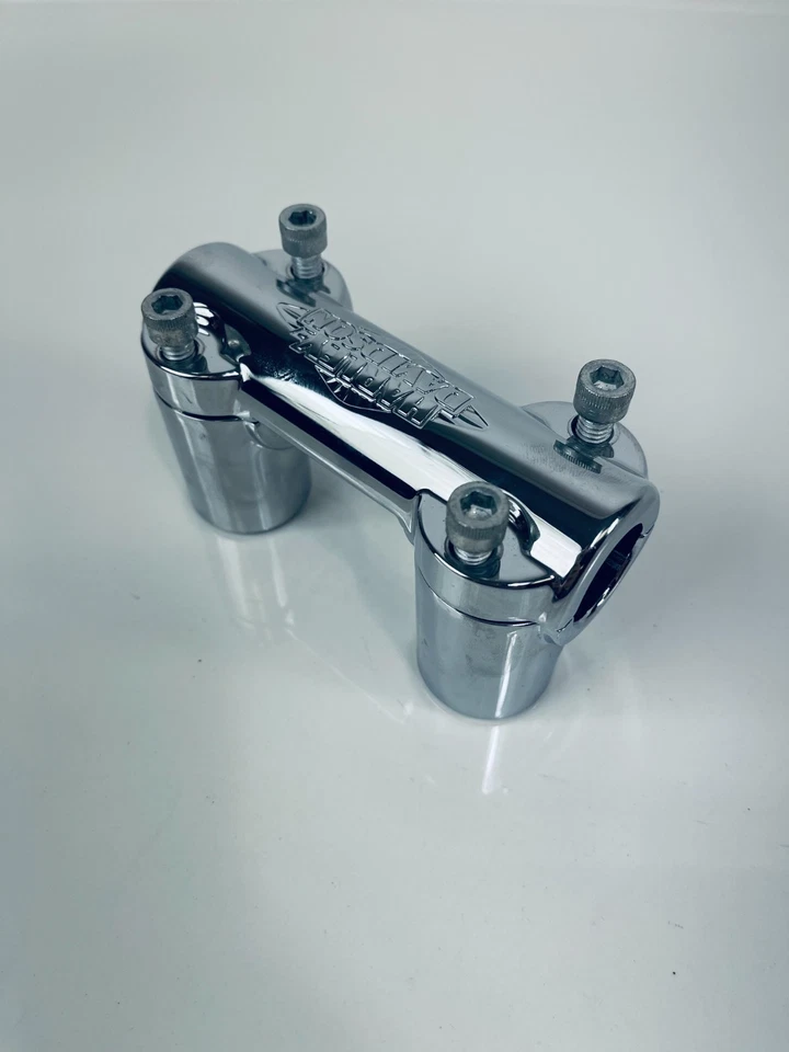 Elevadores cromados de manillar FLSS delgado Softail OEM 2005-2017 Foto 4 de 4