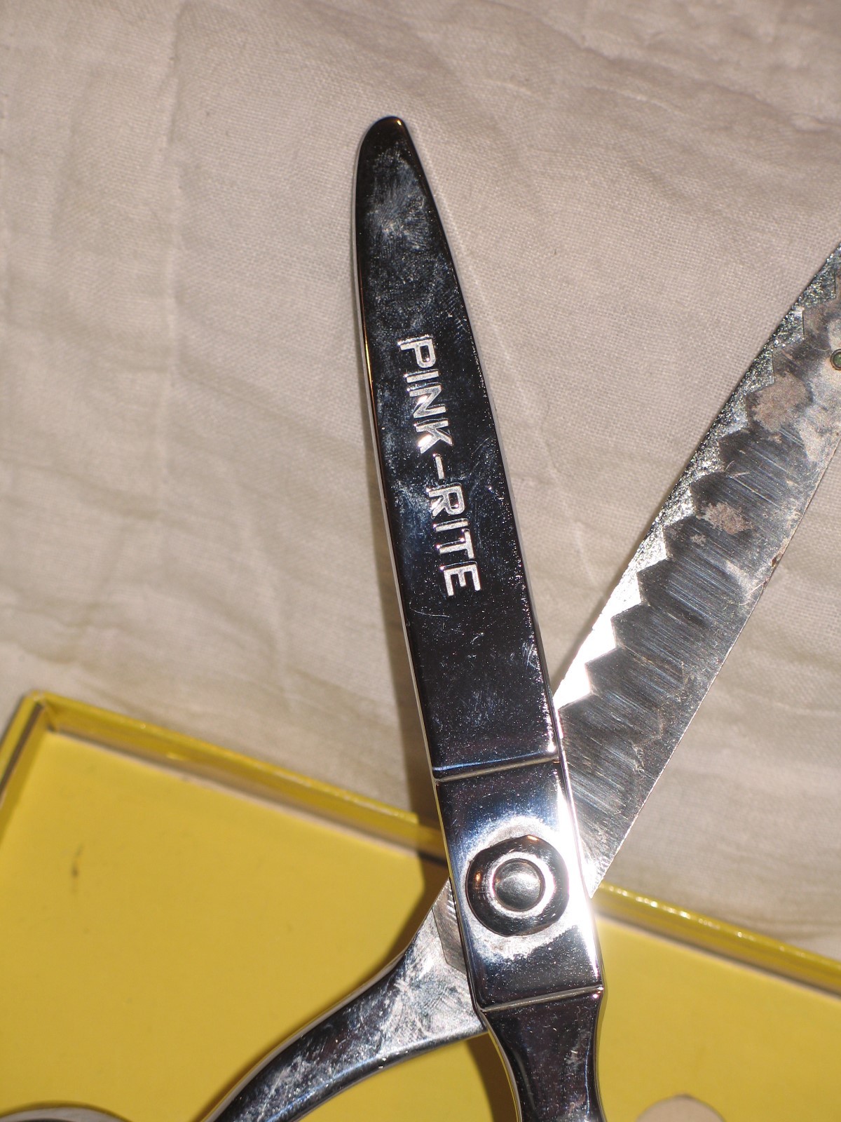 VTG Wiss Model E Pinking Shears Sewing Scissors PINKRITE Chrome w/ BOX