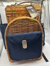 Cedar Creek Basket Backpack Picnic Set for Two with Wine Holder Unused Set