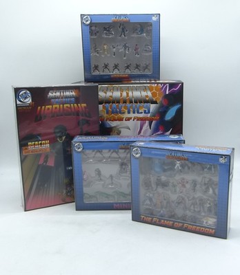 Sentinel Tactics The Flame of Freedom Game#1 + Miniatures  Uprising Erweiterung