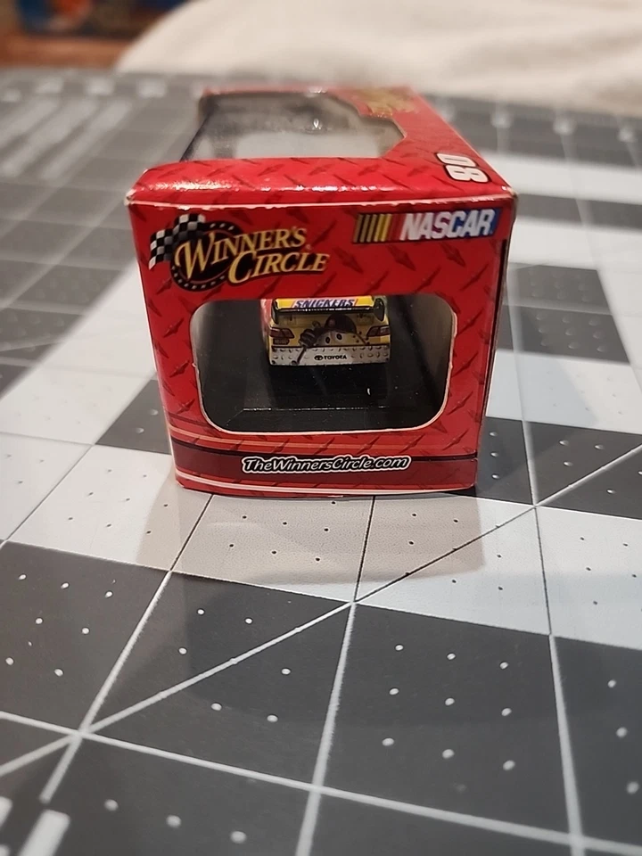 NASCAR 1:87 Scale Daytona 500 Toyota Camry Kyle Busch #18 Winner's Circle M&M - Image 2 of 4