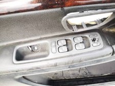 Retroviseur droit (ou coque) Volvo 66
