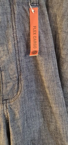 Foundry Big And Tall Mens Blue Chambray Flex Cargo Shorts. Size 44 - Picture 5 of 13