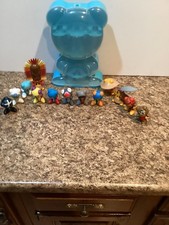 UB Funkeys Lot Of 13 Figures W/ Blue Carrying Case