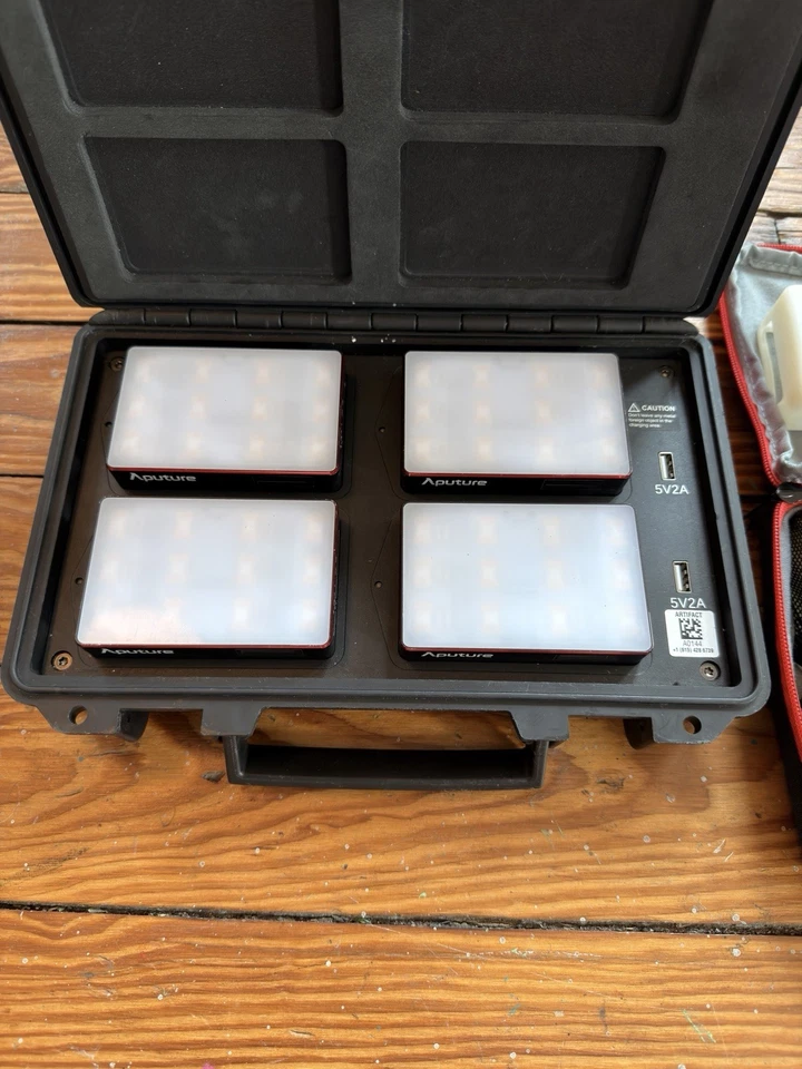 Aputure MC-4 Light Travel Kit - Black - Image 3 of 4