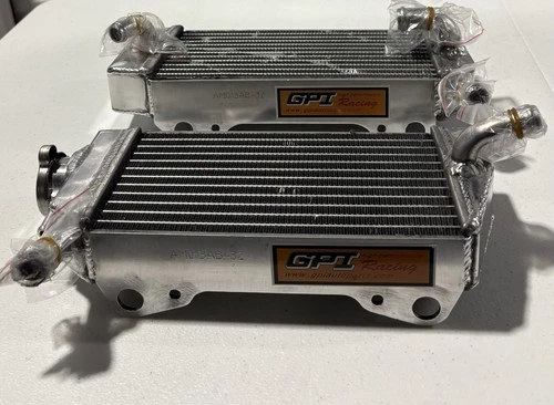 2 GPI Racing Radiator AM013AB-32