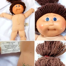 1982 CABBAGE PATCH KIDS ORIGINAL WITH GREEN SIGNATURE